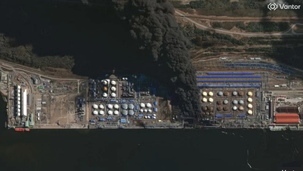 U Rusiji se zapalilo naftno postrojenje nakon što je Zelenski najavio nove napade