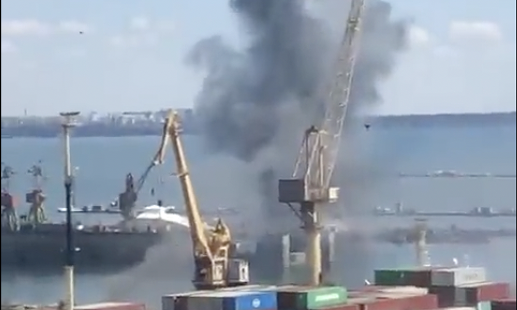 Portparol ukrajinske vojske: Ruske rakete pogodile tvornicu za preradu žitarica u luci Odessa