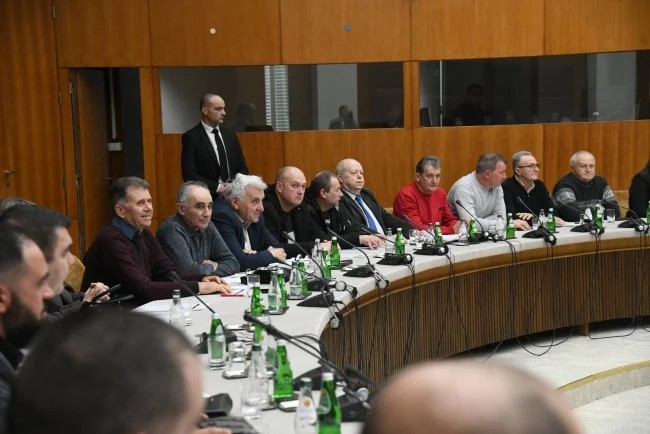 Poljoprivrednici najavili blokade prometnica diljem Srbije