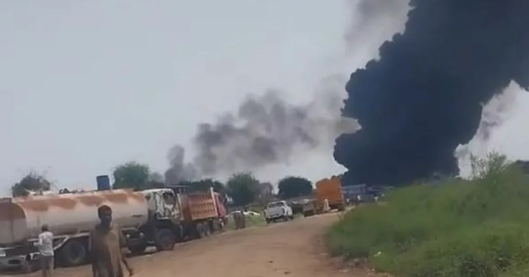 Dronovi sudanske vojske pogodili ožalošćene i pijacu goriva, poginulo više od 300 ljudi