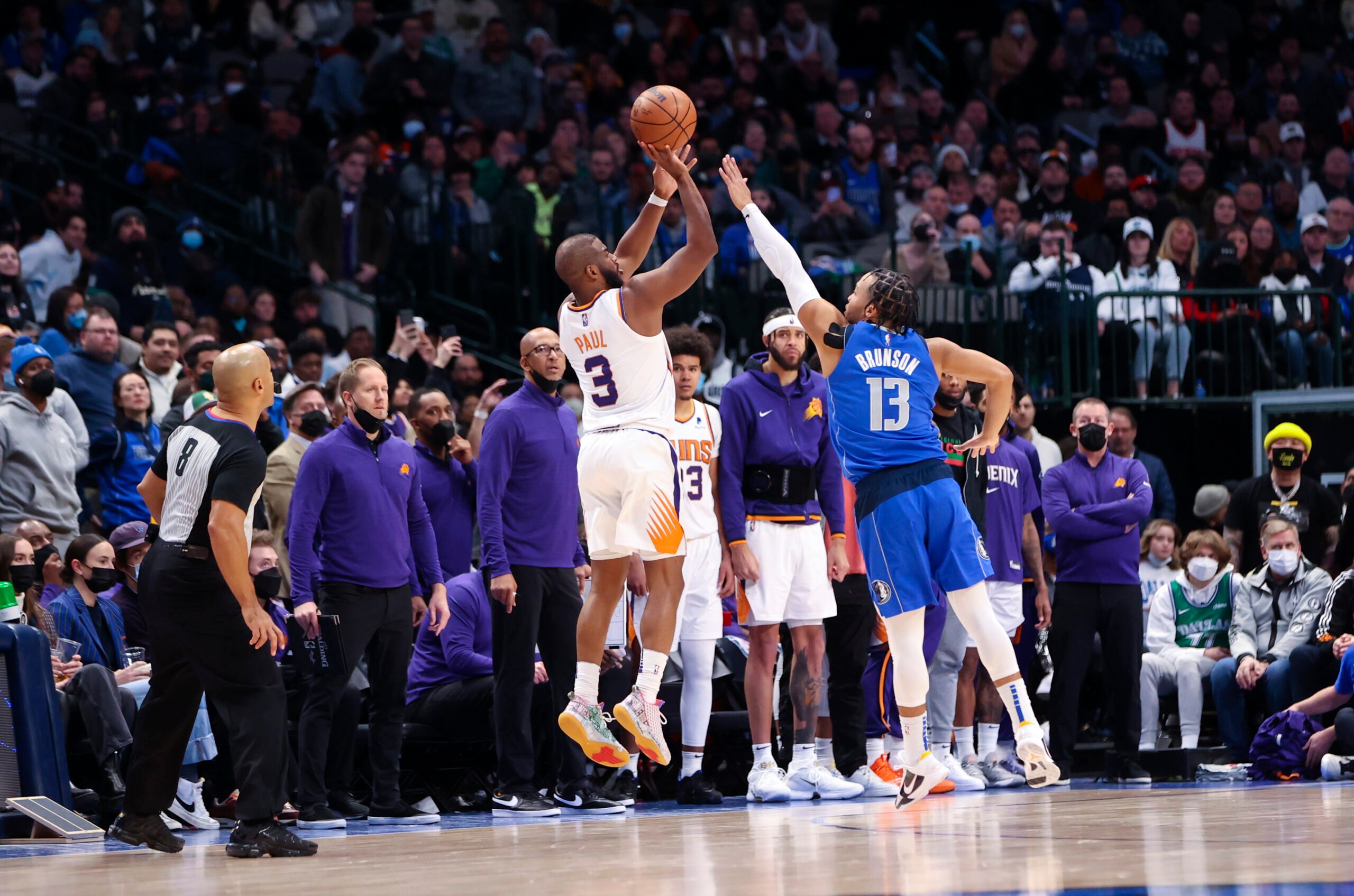 Pobjede Phoenixa i Miamija u polufinalima konferencija u NBA ligi
