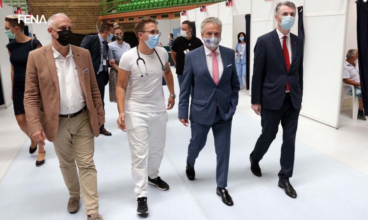 Sattler: Prvi put u BiH možemo reći da ima dovoljno vakcina