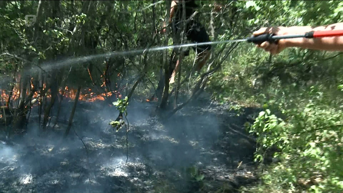 U rejonu bilećkog sela Korita vatrogasci dežuraju