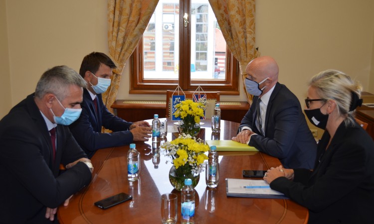 Britanski veleposlanik i gradonačelnik Brčkog o aktualnoj situaciji u Distriktu