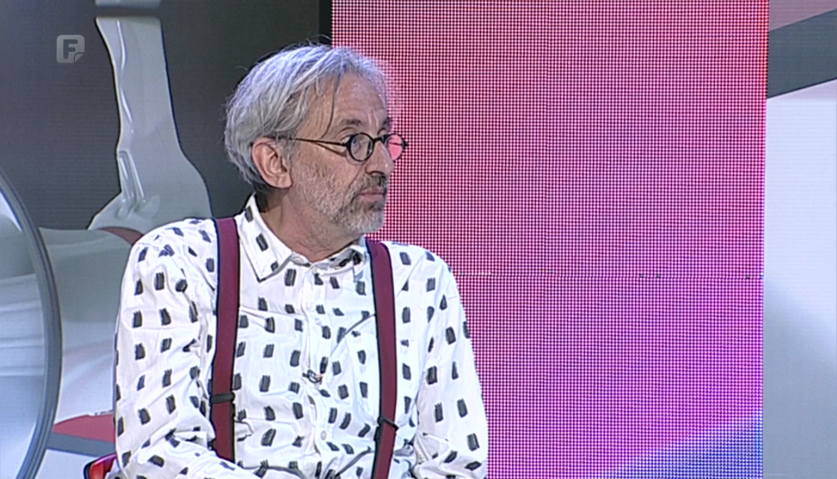 'Mašu nam nazivima ulica da skrenu pažnju sa ruku koje nam drže u džepu'