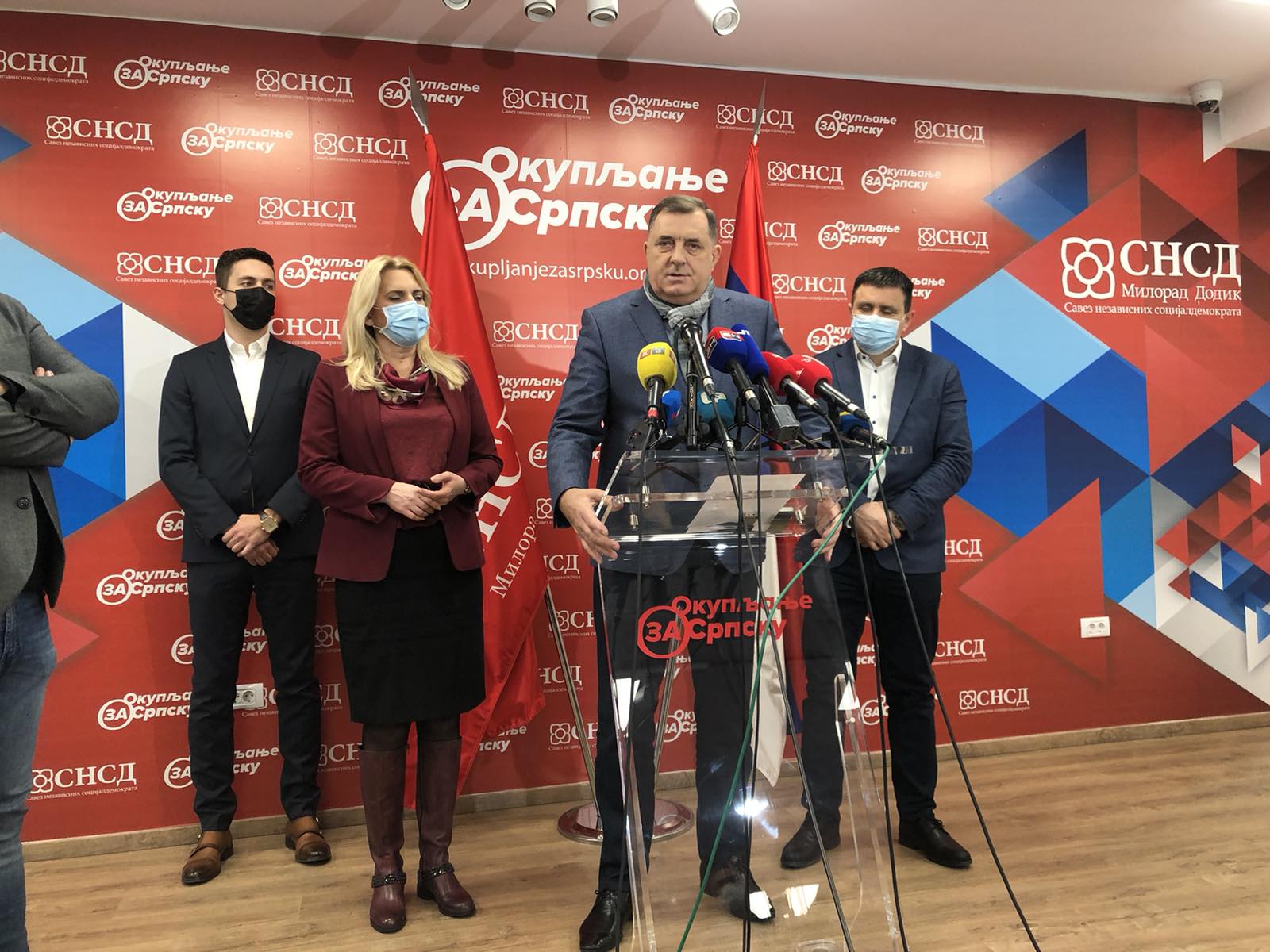 Dodik: Inzko bi da djeluje izvan svojih ovlaštenja