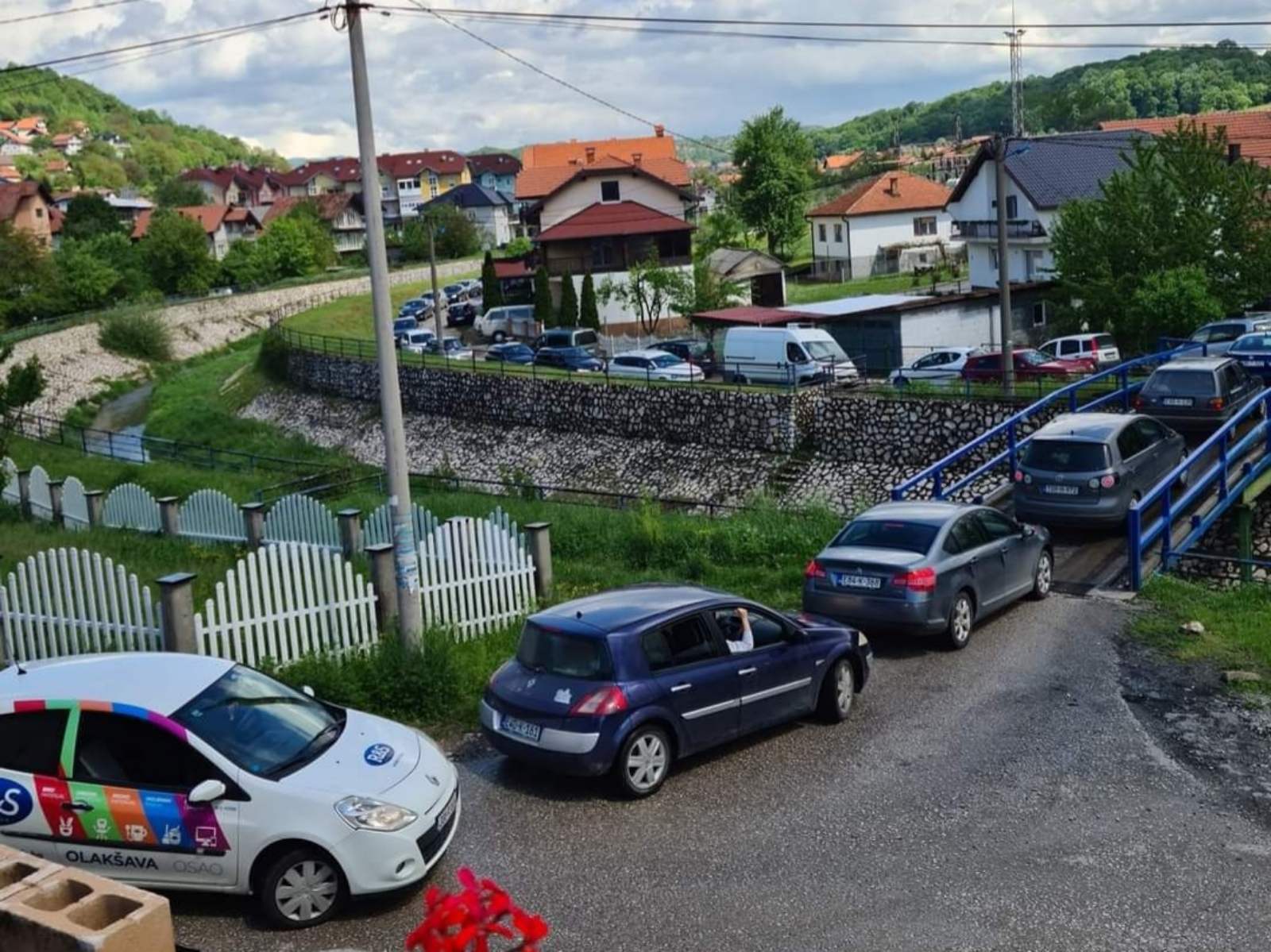 Dvije osobe povrijeđene u saobraćajnoj nezgodi u Tuzli