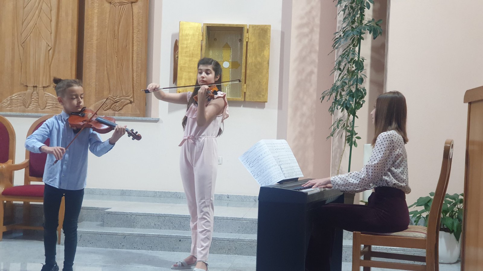 Dvoje mladih glazbenika prijateljstvo okrunili koncertom u Mostaru