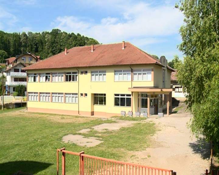 Problem maturanata OŠ "Doborovci"