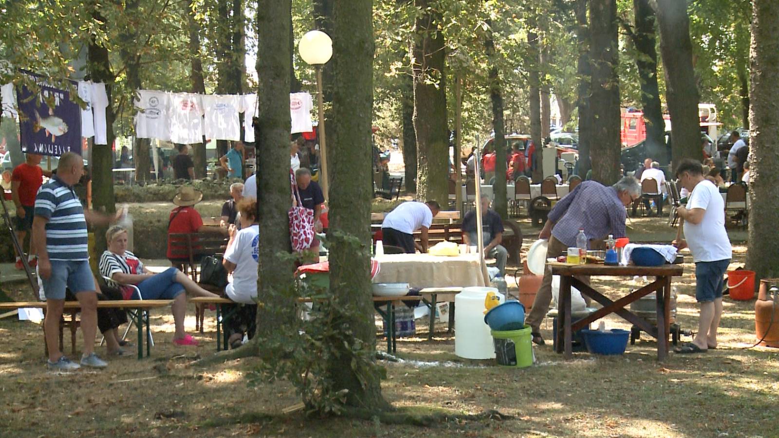 'Zlatni kotlić Semberije' okupio veliki broj učesnika iz BiH i regije