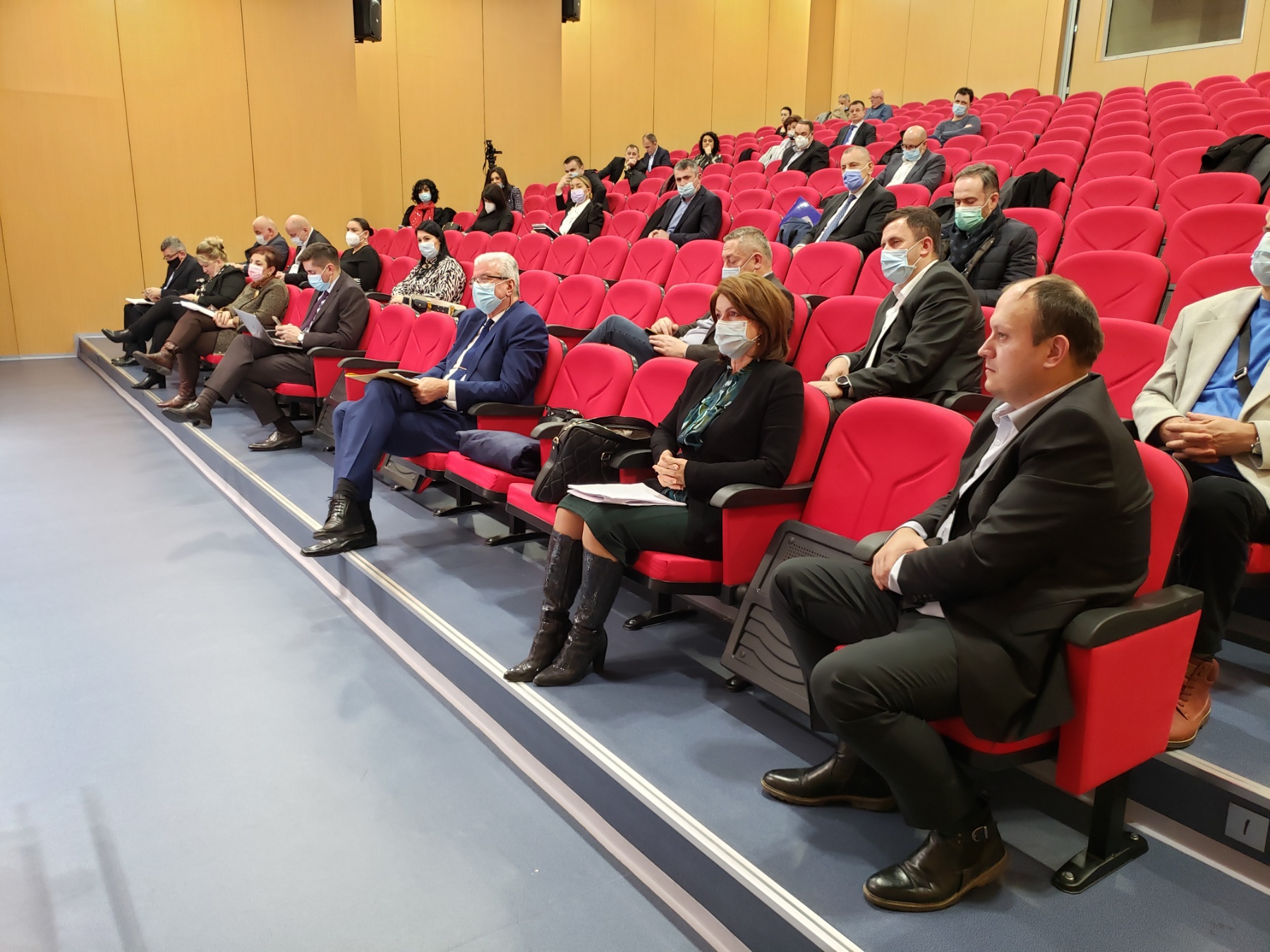 SBK: Budžet za 2022. rekordan, a socijalna davanja ostaju među najnižim u FBiH