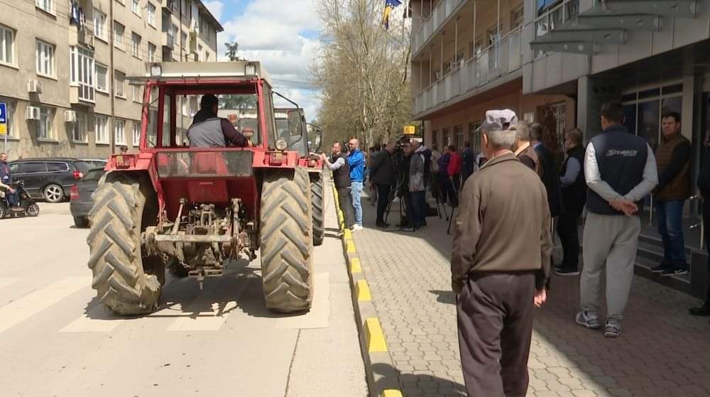 Poljoprivrednici i gradske vlasti u Živinicama postigli dogovor