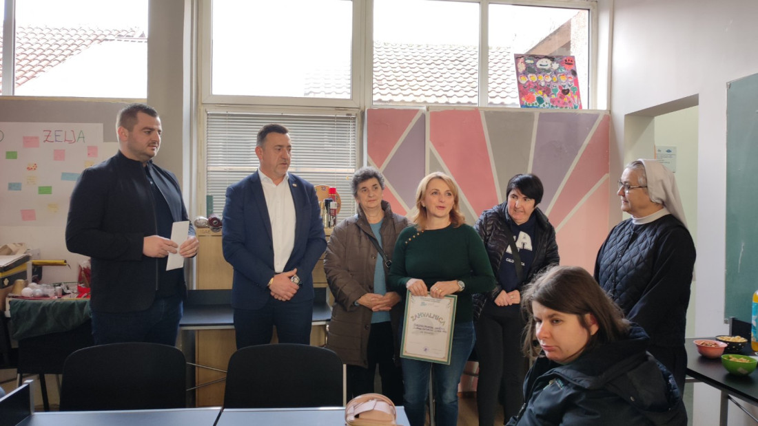 Livnjaci koji žive u Kanadi donirali 5.000 dolara PUŽ-u