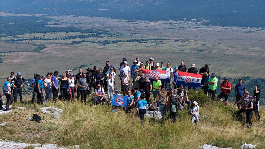 Planinarski pohod na Dinaru uz promociju obnovljenih rimskih bunara