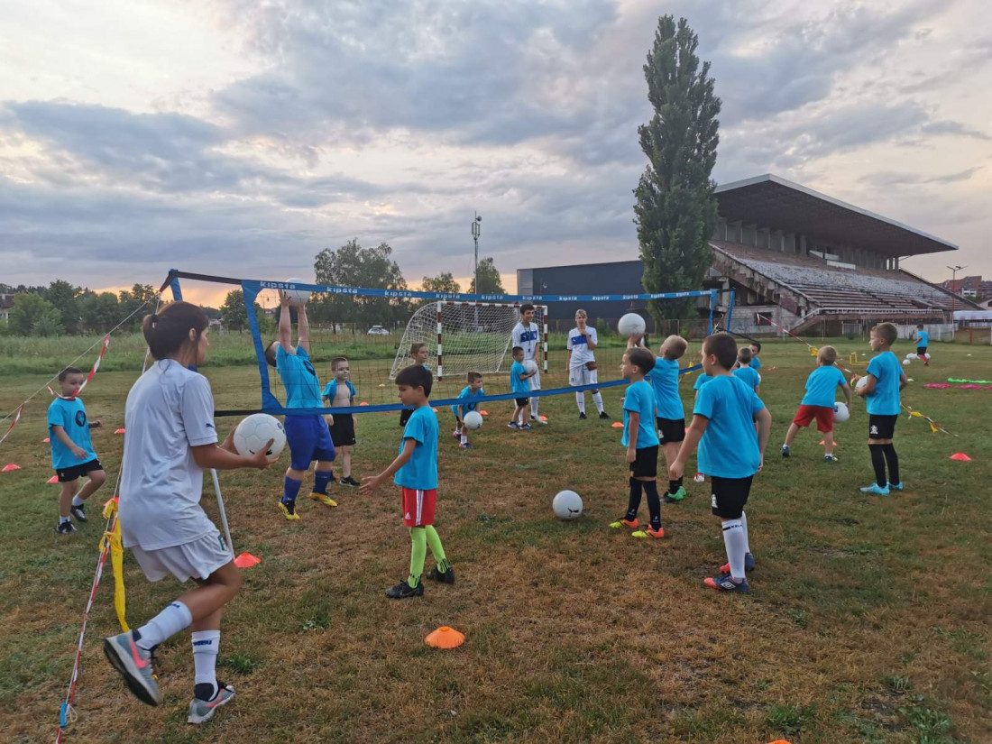 U sklopu projekta Football no limits održan petodnevni kampus za djecu