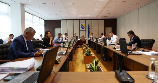 Vijeće ministara - Nacrt zakona o sudovima skinut sa dnevnog reda sjednice