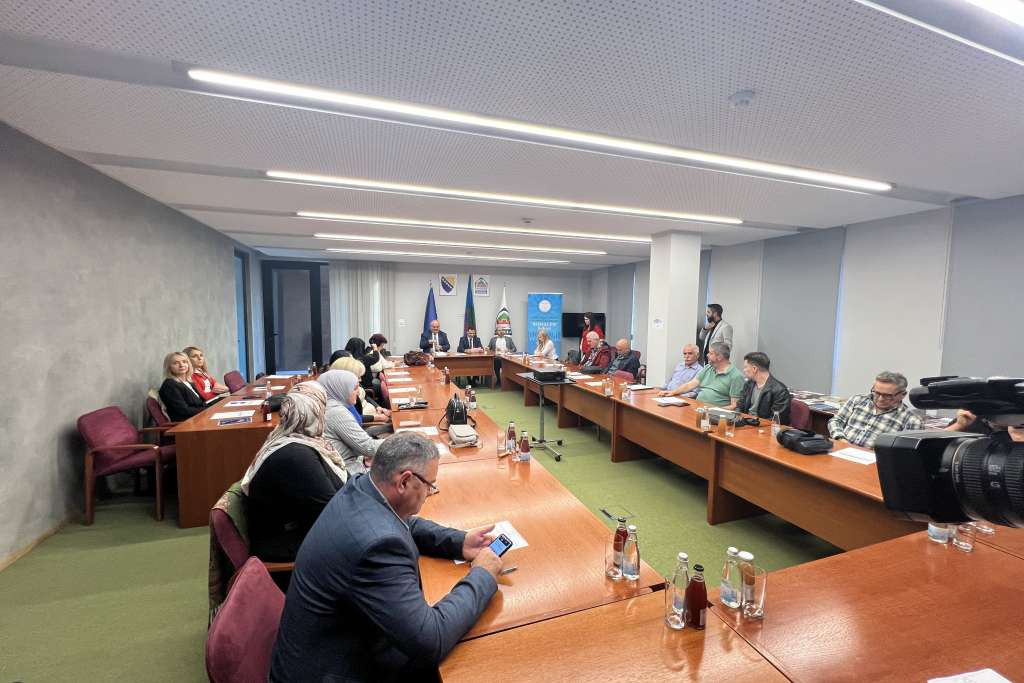 Vijeće nacionalnih manjina BiH na obilježavanju Svjetskog dana romskog jezika u Kaknju