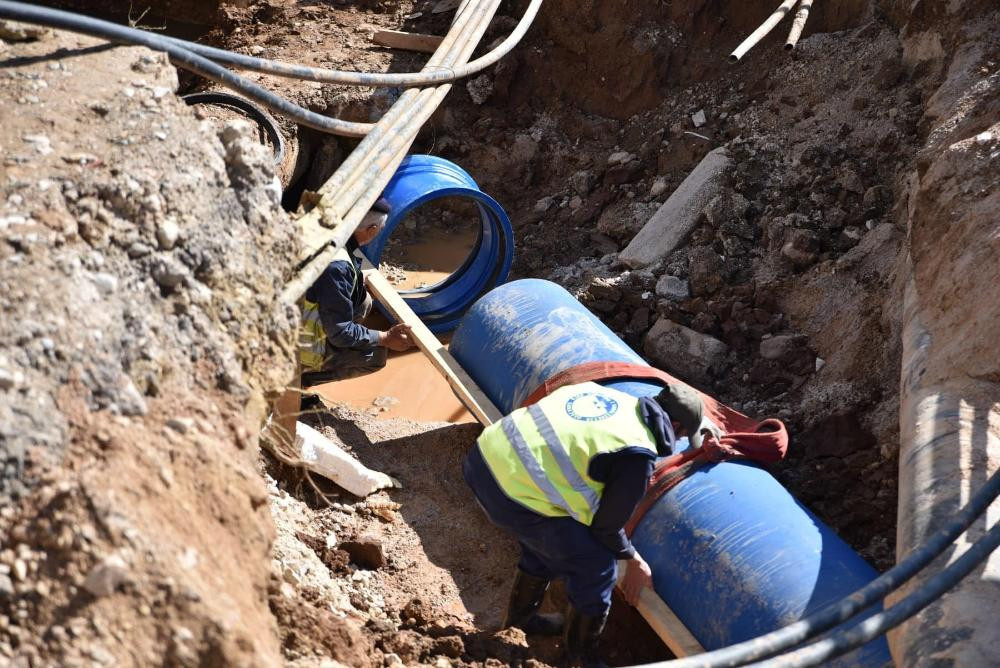 Sutra veliki dio Sarajeva bez vode, cisterne sa pitkom vodom na lokalitetima MZ