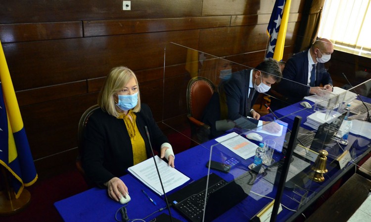 Za uvezivanje staža 32 radnika Vlada FBiH odobrila više od 650.000 KM