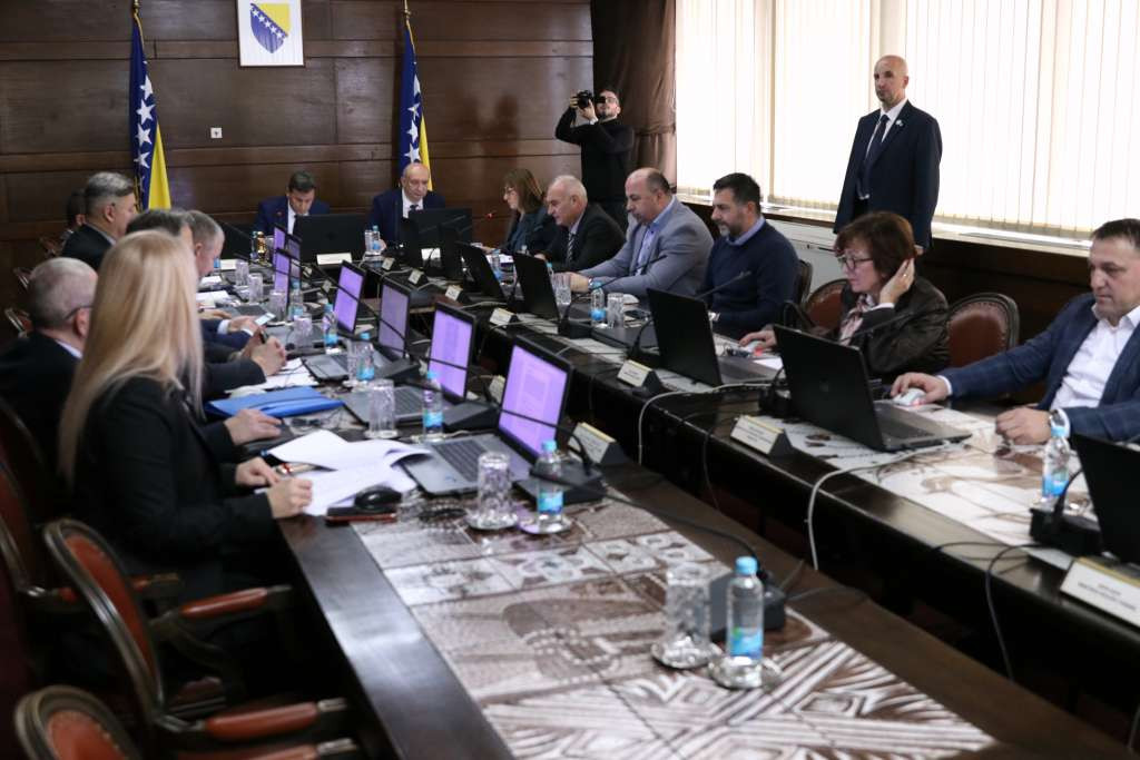 Počela sjednica Vlade FBiH: Na dnevnom redu smanjenje cijene gasa