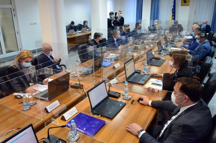 Vlada Federacije BiH poduzima mjere za ublažavanje krize