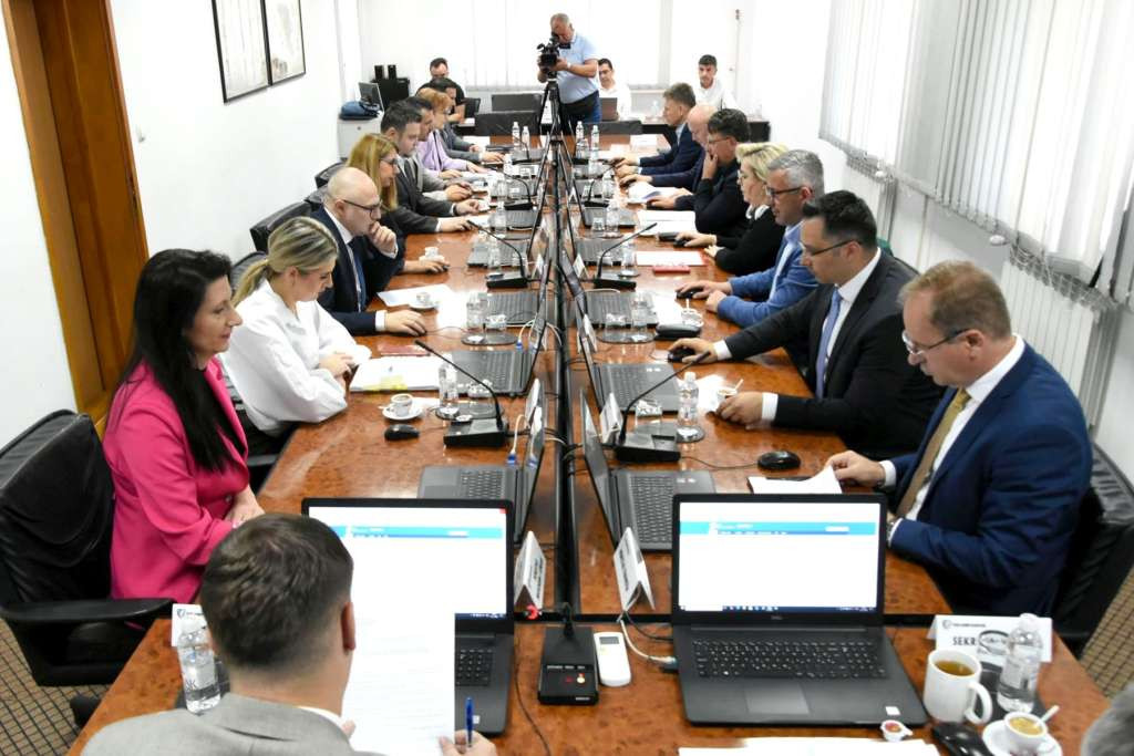 Više od četiri miliona KM za kapitalne projekte u obrazovanju u Tuzlanskom kantonu