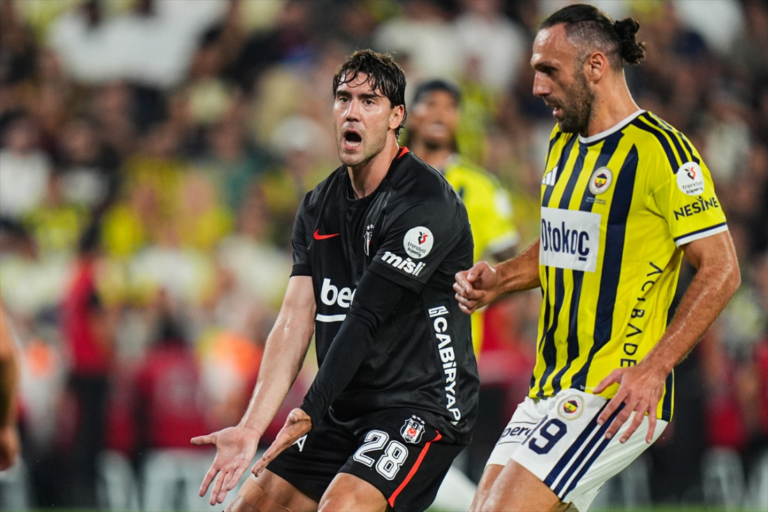 Turska: Dušan Vlahović na disciplinskoj komisiji nakon burnog derbija u Istanbulu