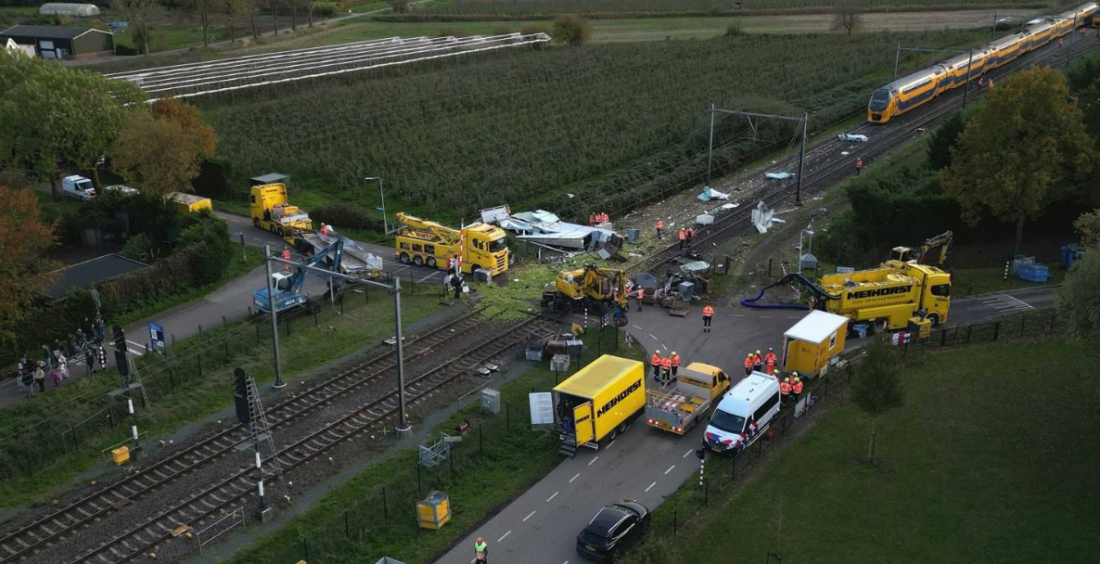 Sudar brzog voza i kamiona: Pet osoba povrijeđeno na željezničkom prelazu