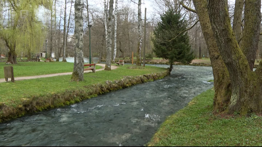 Uz Svjetski dan voda – učenici čistili Vrelo Bosne