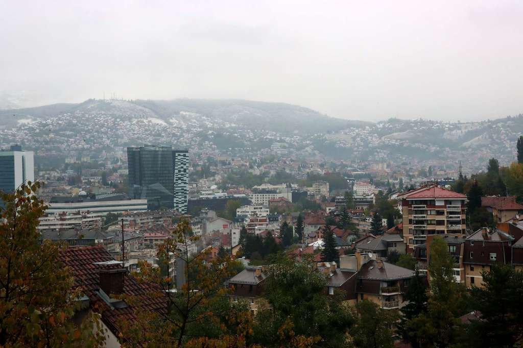 Od nedjelje pretežno sunčano, jutarnja magla po kotlinama i uz riječne tokove
