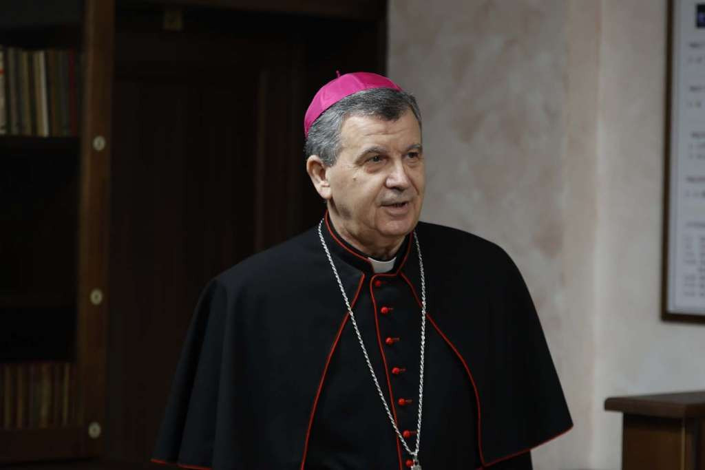 Vrhbosanski nadbiskup Vukšić čestitao Pesah