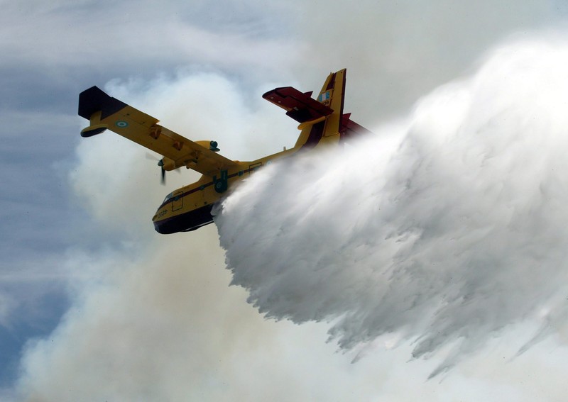 Kanaderi iz Hrvatske gase vatru kod Širokog Brijega