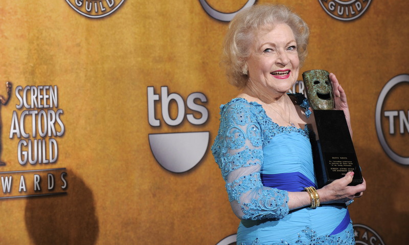Preminula Betty White