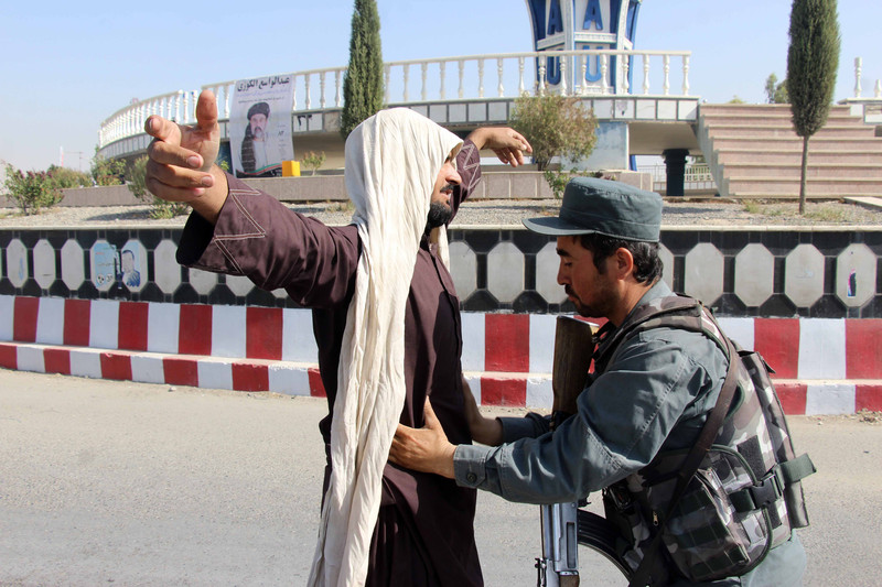 Pakistan će zatvoriti granicu ako talibani preuzmu kontrolu u Afganistanu