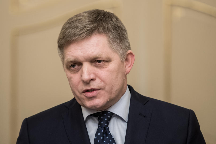 Bivši slovački premijer Robert Fico priveden zbog organizovanja antikovid protesta