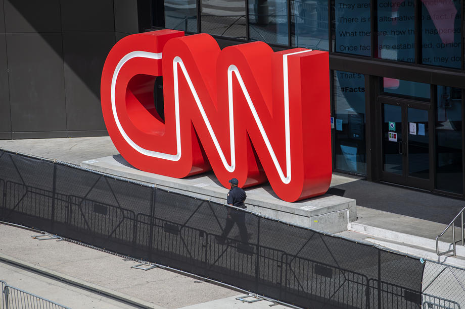 CNN otpustio tri zaposlenika koji se nisu vakcinisali protiv COVID-19