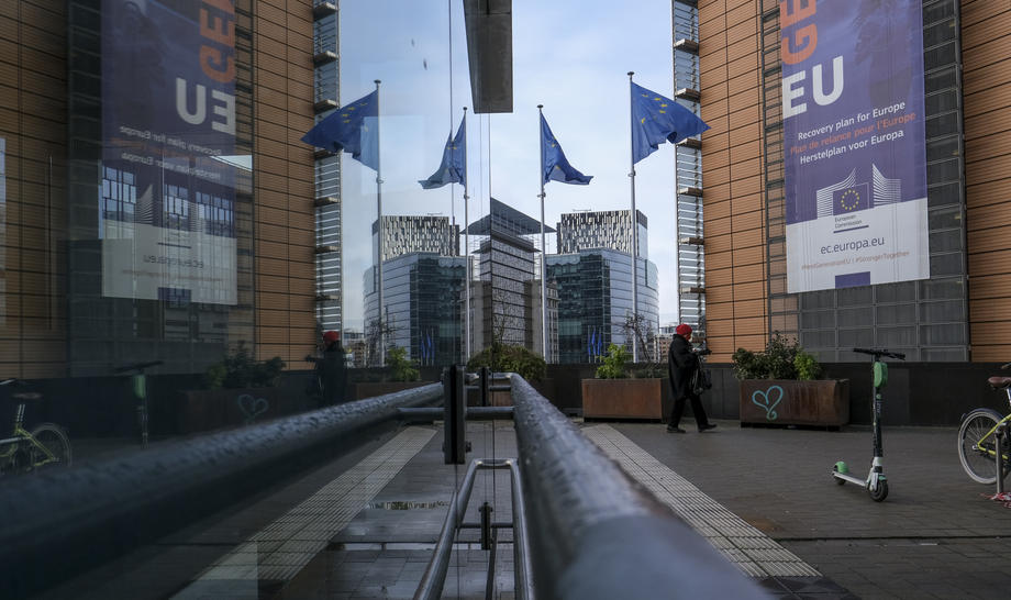 Više od polovice građana za članstvo Srbije u EU