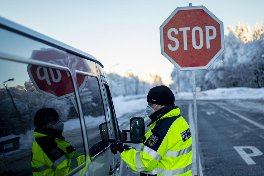Njemačka pooštrava graničnu kontrolu s Češkom i Tirolom