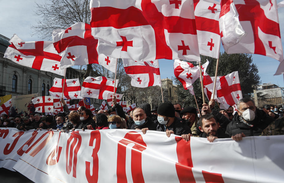 Gruzija: Masovni protesti zbog hapšenja lidera opozicije