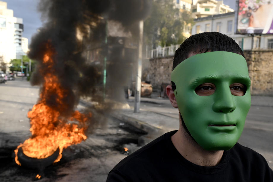 Demonstranti blokirali ceste u Libanu