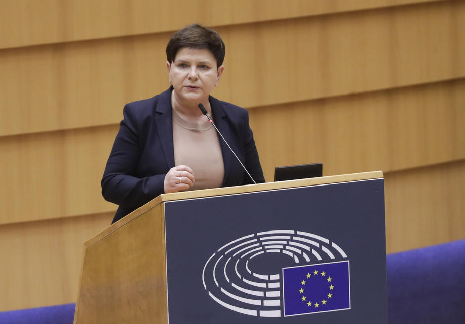 Porodice zatvorenika Aušvica protiv nominacije Beate Šidlo