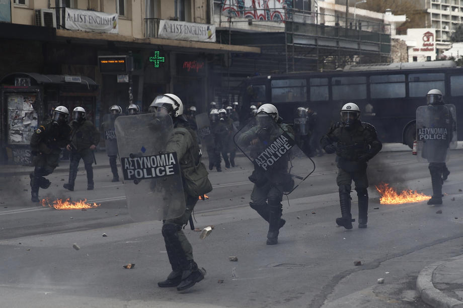 Žestoki sukobi demonstranata i policije u Grčkoj