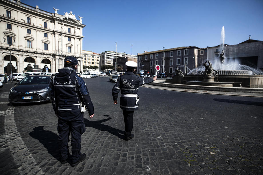 Stroge mjere zatvaranja tokom vikenda u svim regijama Italije