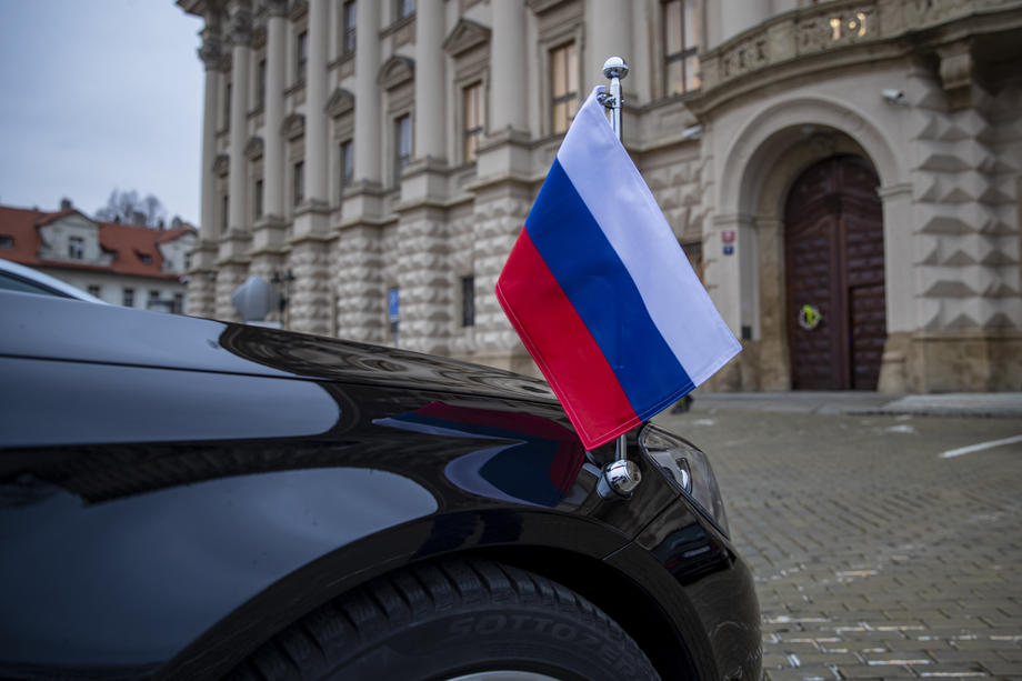 Češka protjeruje 18 ruskih diplomata zbog eksplozije municije 2014. godine