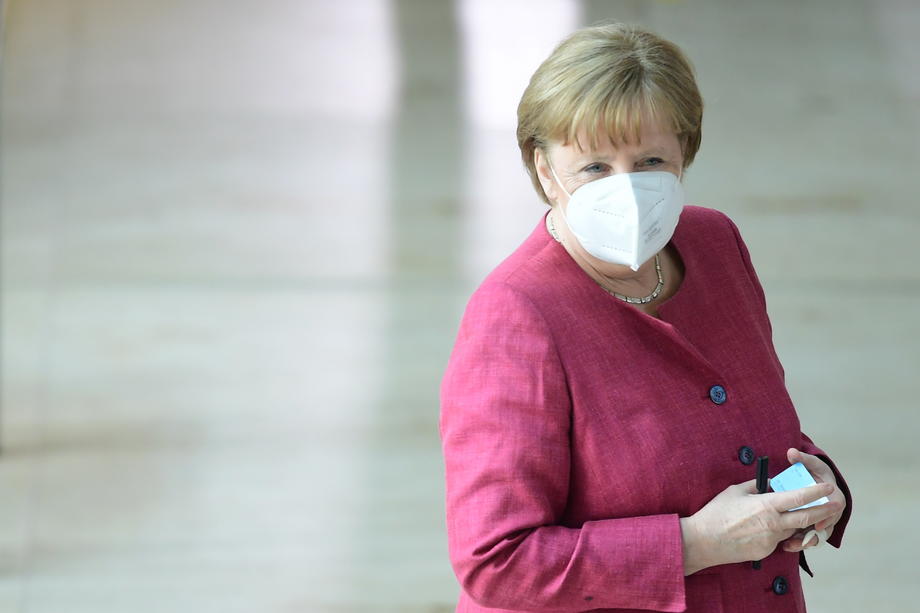 Njemački zakonodavci odobrili prijedlog Merkel za uvođenje restrikcija