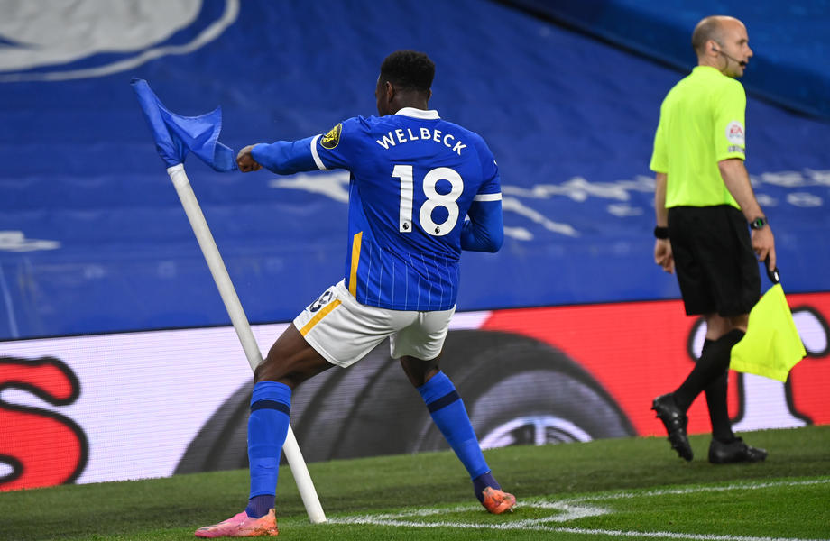 West Ham i Everton na čelu Premiershipa