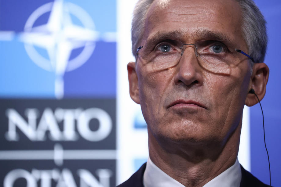 Stoltenberg: NATO je uznemiren ofanzivom talibana