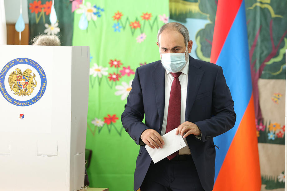 U Jermeniji danas prijevremeni parlamentarni izbori
