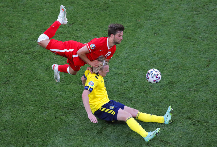 Švedska i Španija u osmini finala