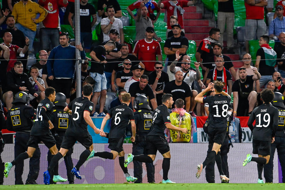 UEFA istražuje incidente na utakmici Mađarske i Njemačke